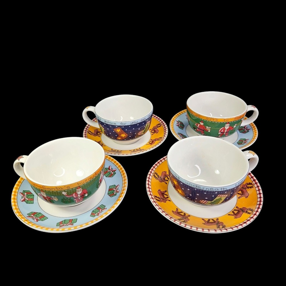 Royal Doulton Christmas Coffee Cups and Saucers Santa Claus Set of Four 1999 Vtg